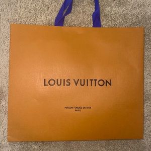 Loui Vuitton new shopping bag